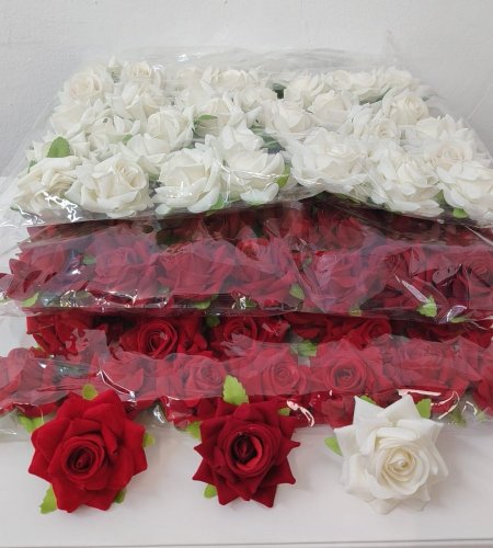 ورد نفل جوري مخمل مفتح حجم صغير ( 7 سم )