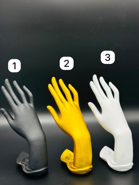 ستاند عرض مجوهرات على شكل كف يد طويل ( ارتفاع 22سم - عرض 10سم )