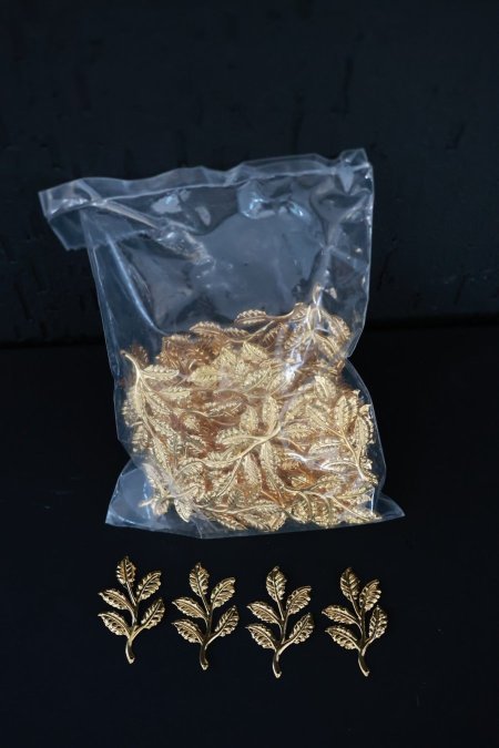 قطع تزين معدن شجرة سادة  - بكيت 100 حبة ( قياس 30 mm )